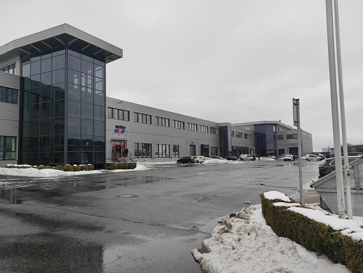 Комерційне приміщення в оренду, 147 м² (1 з 11)