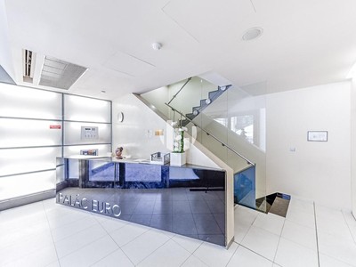 Pronájem komerčního prostoru, 133 m² (2 z 10)