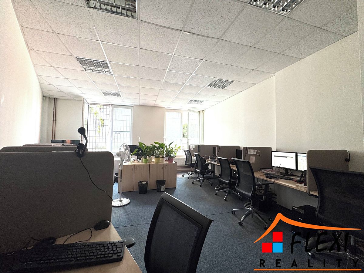 Pronájem kanceláře 83 m² – fotografie 4