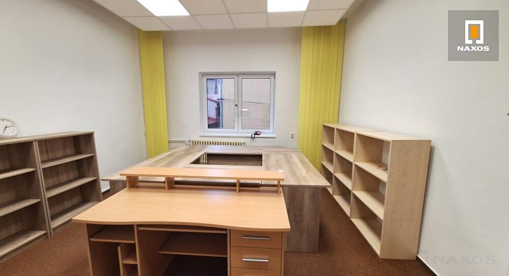 Pronájem kanceláře 78 m² – fotografie 3