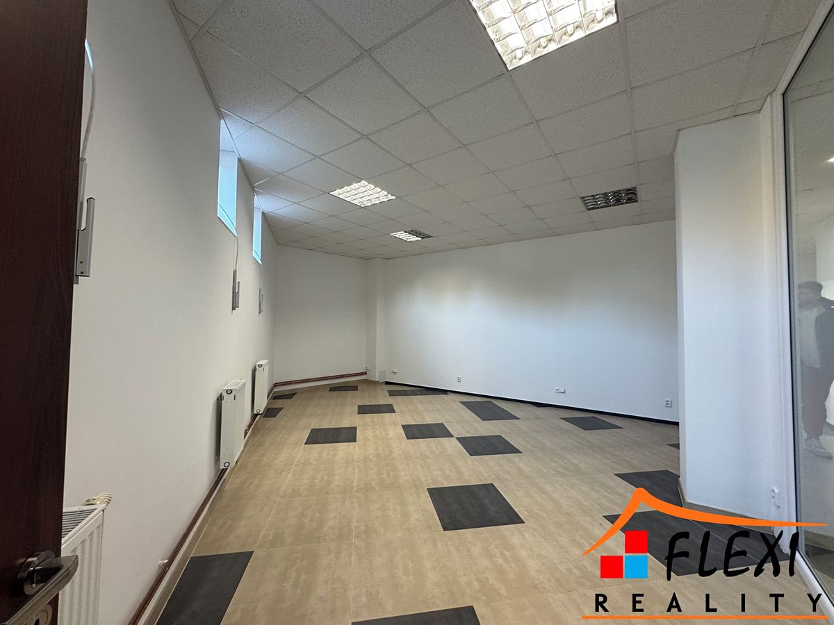 Pronájem kanceláře 83 m² – fotografie 5