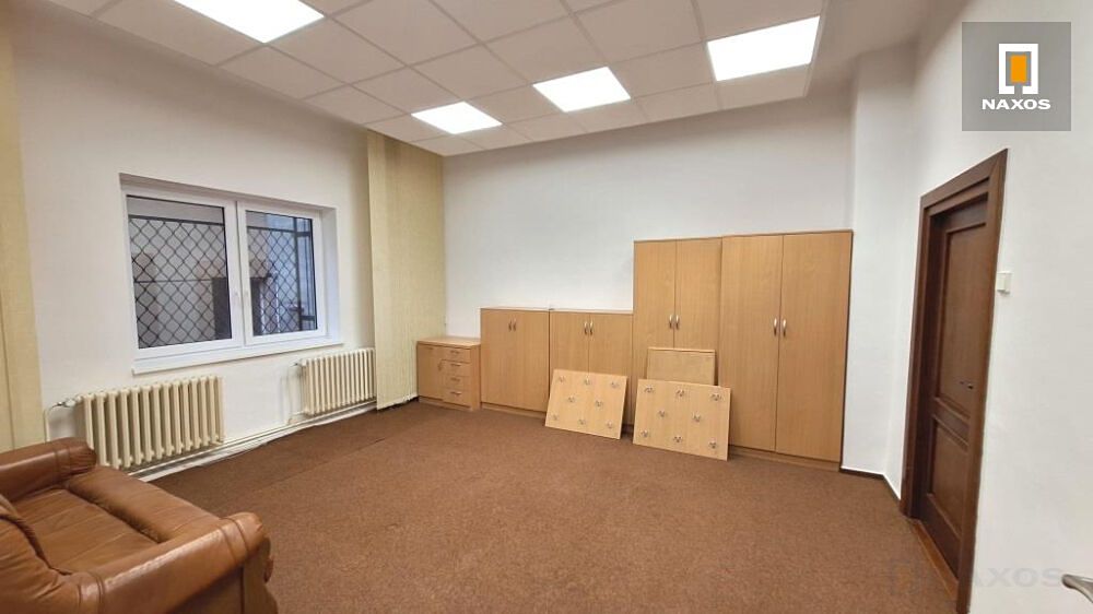 Pronájem kanceláře 78 m² – fotografie 2