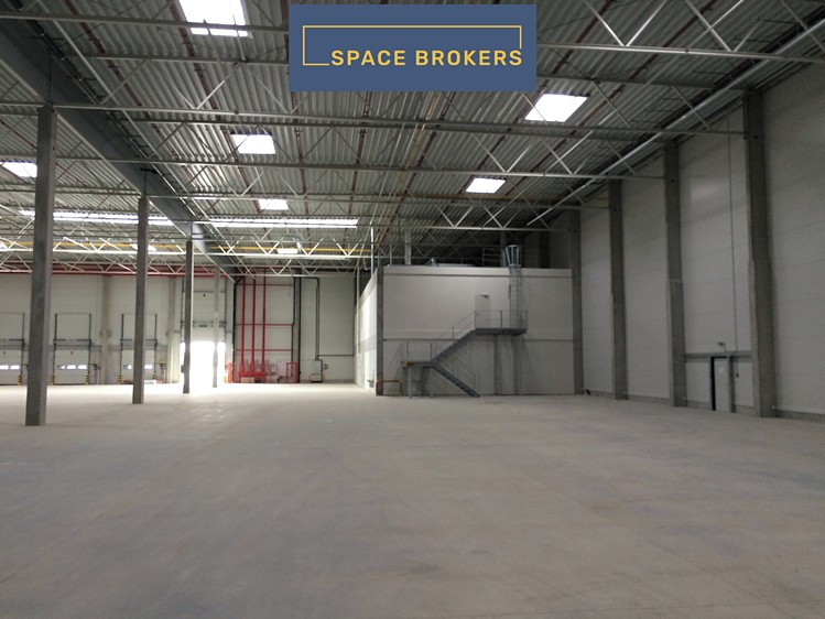 Комерційне приміщення в оренду, 14 160 м² (6 з 7)