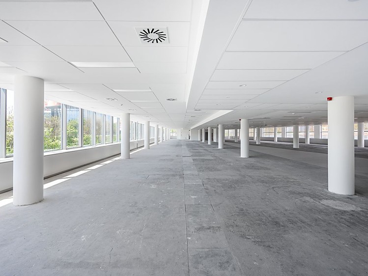 Pronájem komerčního prostoru, 443 m² (3 z 8)