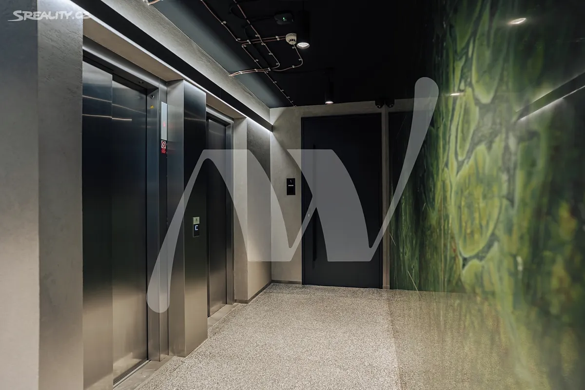 Pronájem kanceláře 511 m² – pohled 4