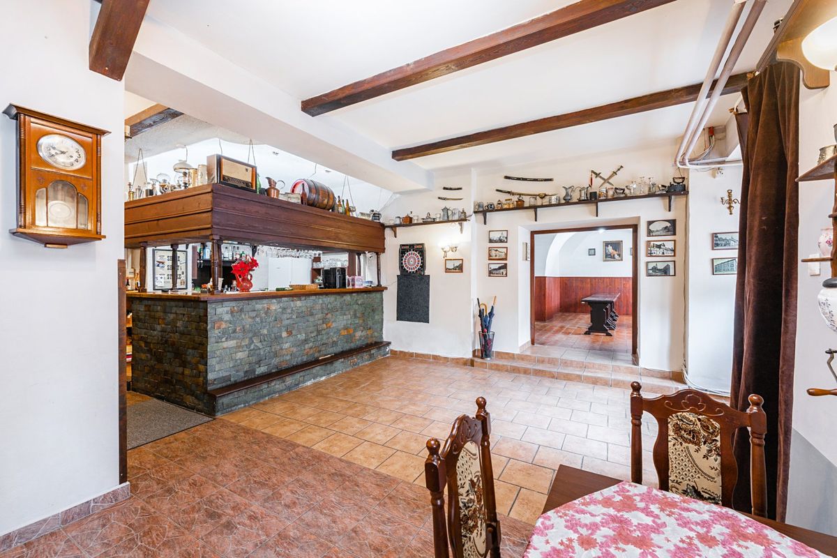 Prodej restaurace 287 m² – fotografie 3