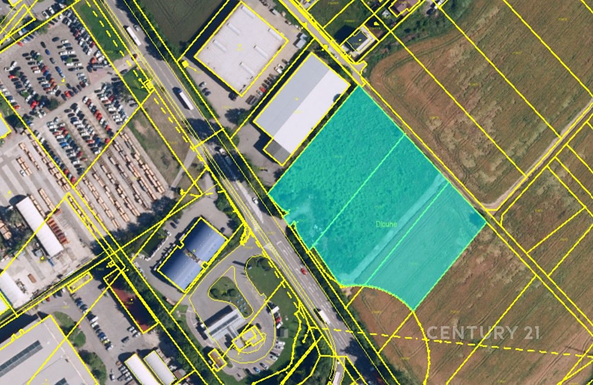 Pronájem komerčního pozemku 11550 m²