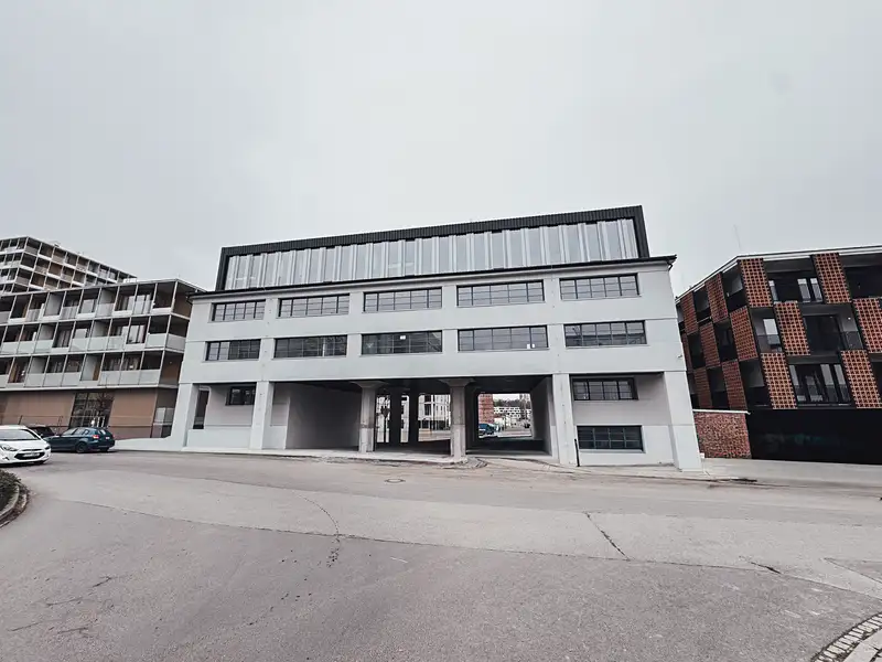 Pronájem skladového prostoru 212 m², Plzeň – náhled fotky 1