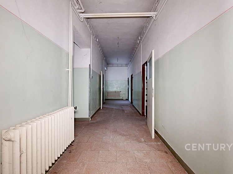 Prodej komerčního prostoru, 1 380 m² (35 z 66)