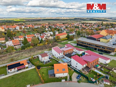 Prodej  rodinného domu 98 m², pozemek 248 m² — photo 2