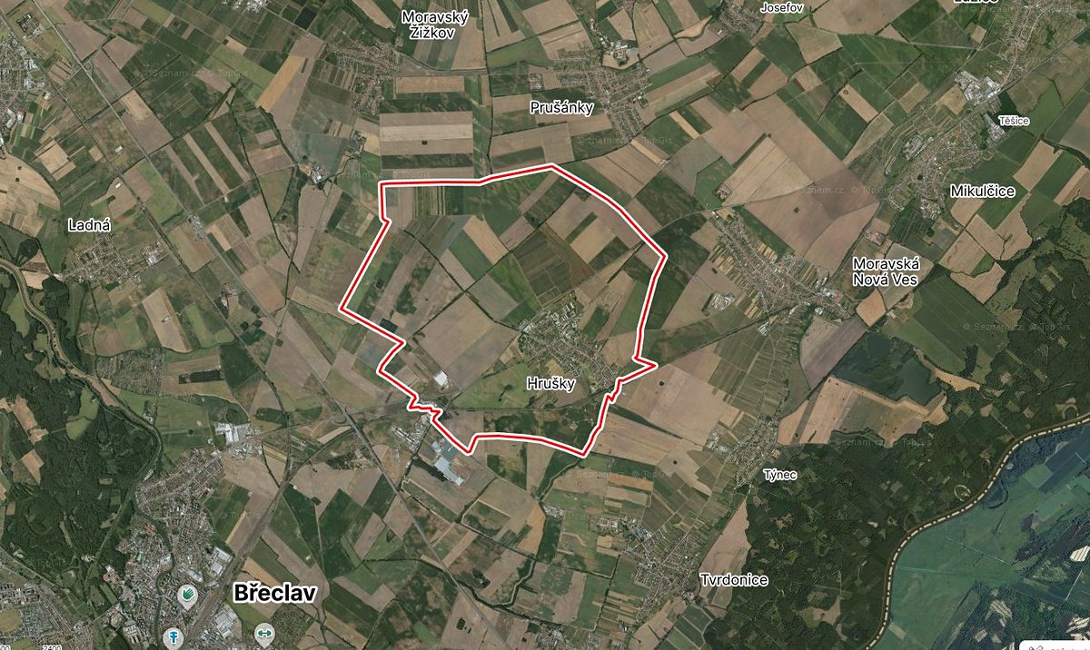 Prodej pole 39415 m² – fotografie 2
