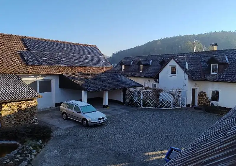 Prodej vícegeneračního domu 330 m², pozemek 1120 m², Hýskov – náhled fotky 1