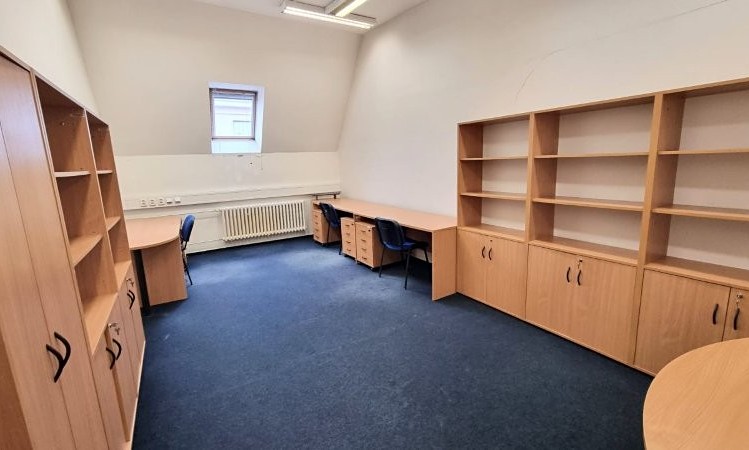 Pronájem komerčního prostoru, 25 m² (2 z 13)