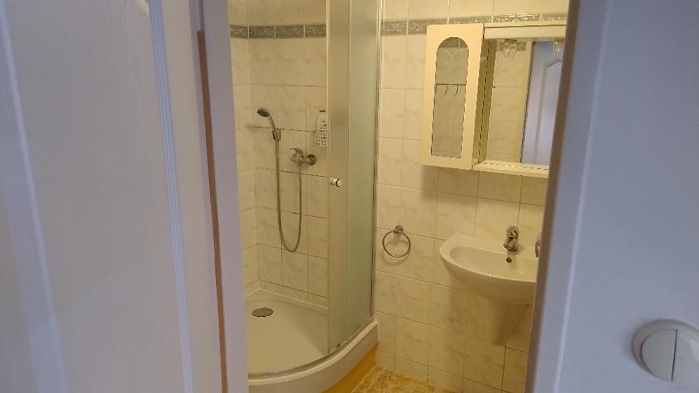 Prodej vícegeneračního domu 330 m², pozemek 1120 m² – fotografie 2