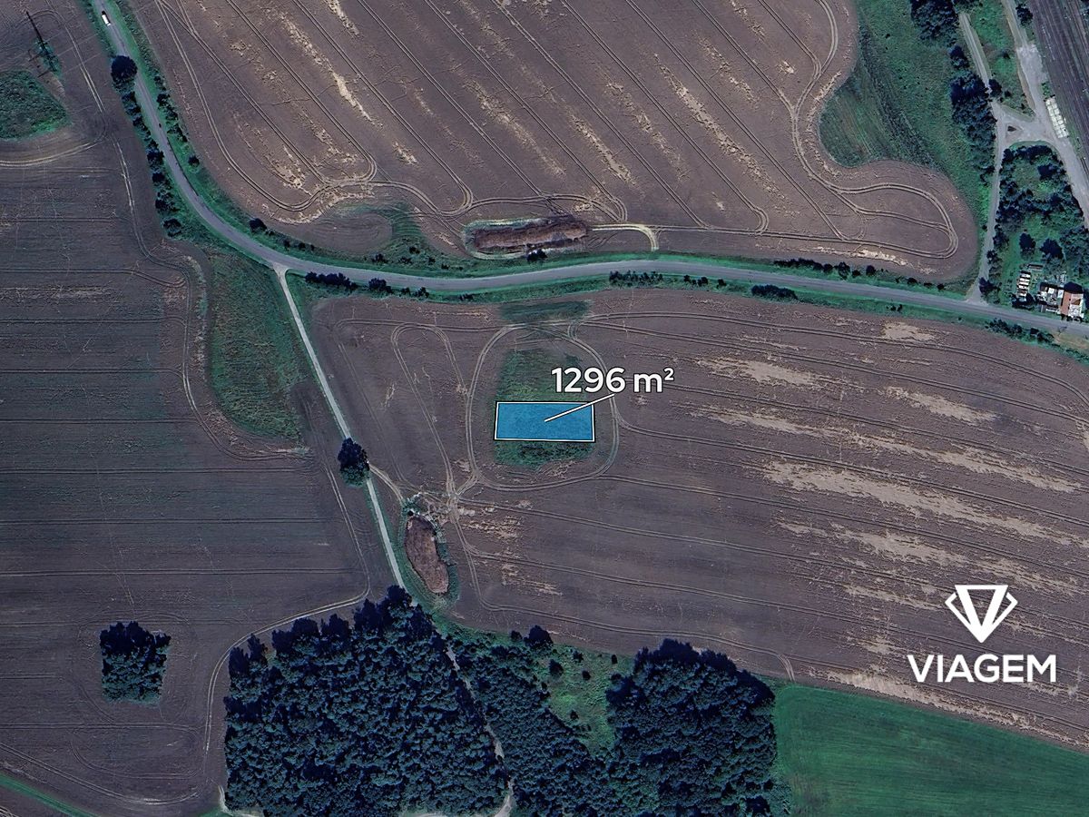 Prodej pole 1296 m² – fotografie 2