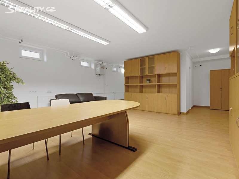 Prodej kanceláře 64 m², Praha