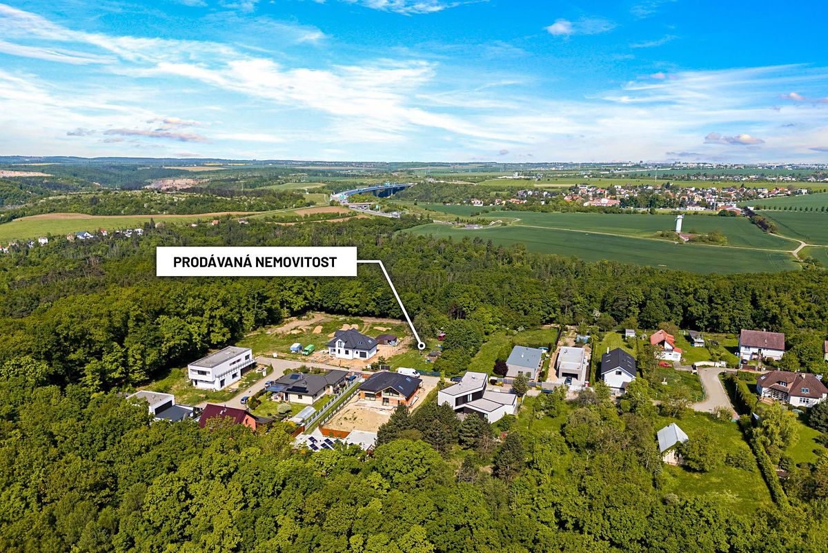 Prodej stavebního pozemku 1804 m² – fotografie 3