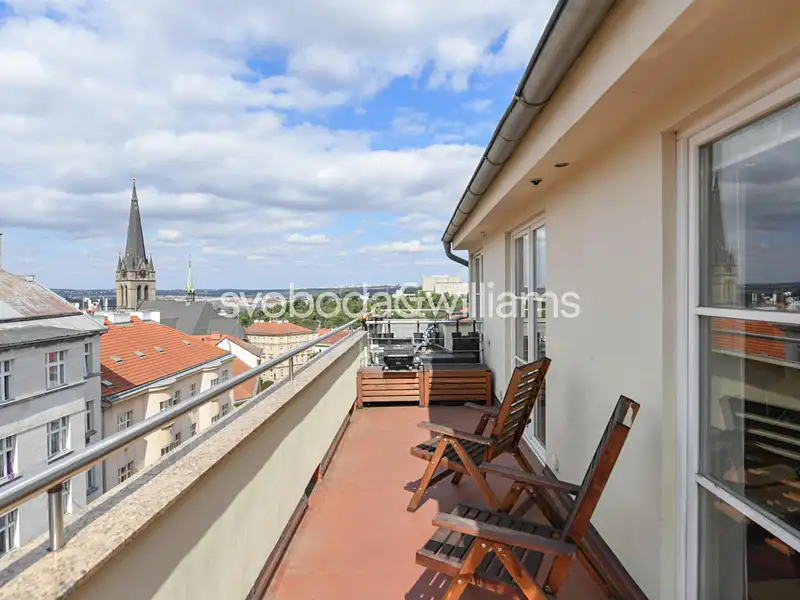 Prodej bytu 2+1 89 m², Praha – náhled fotky 1
