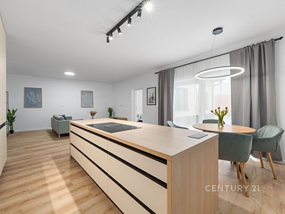 Будинок на продаж, 135 м² (2 з 37)