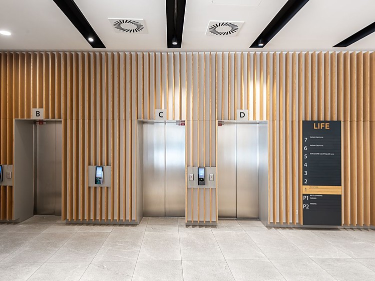 Pronájem komerčního prostoru, 443 m² (4 z 8)
