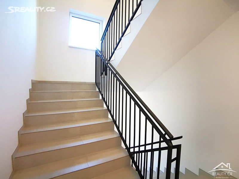 Prodej činžovního domu 557 m² – pohled 2
