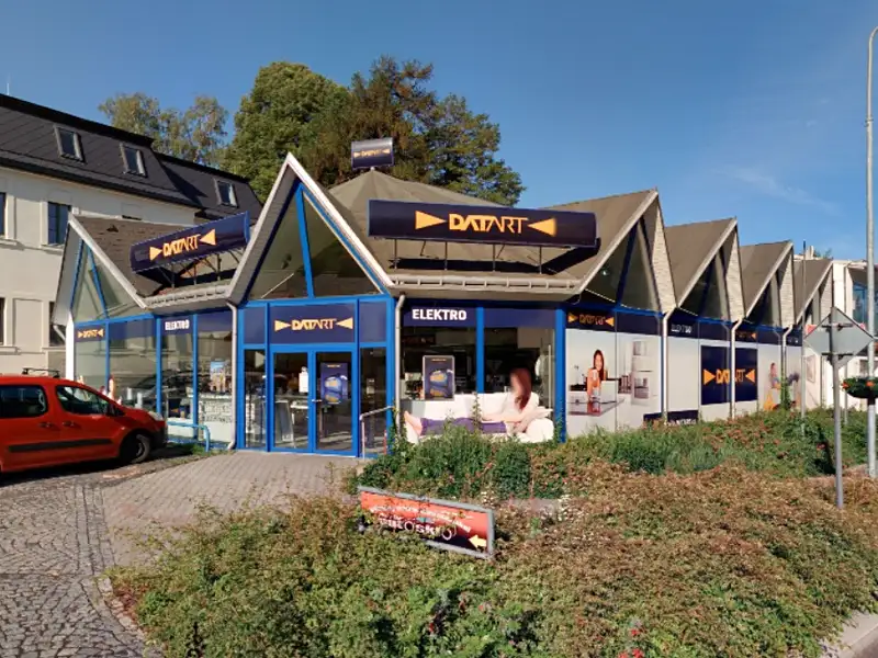 Prodej obchodního prostoru 820 m², Nový Bor – náhled fotky 3