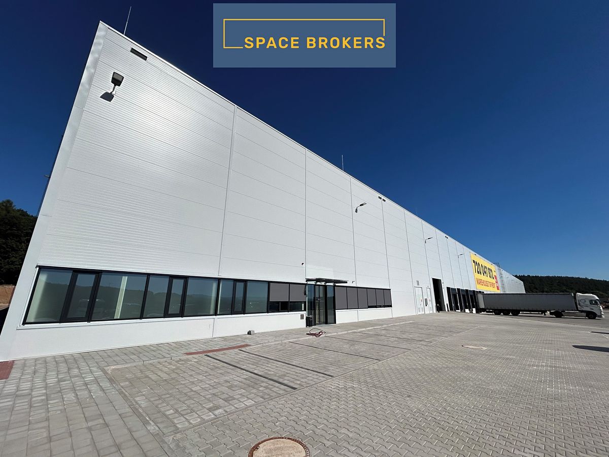 Pronájem skladového prostoru 14000 m²