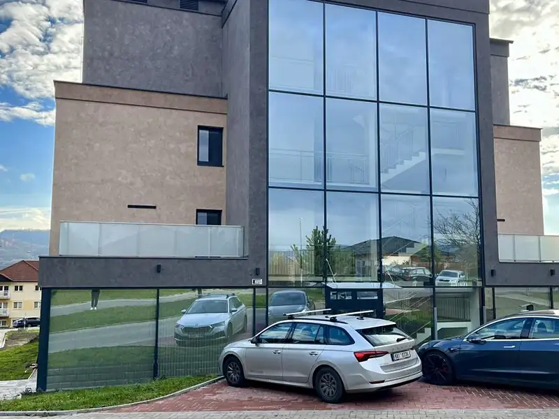 Pronájem bytu 3+kk 78 m², Kadaň – náhled fotky 2