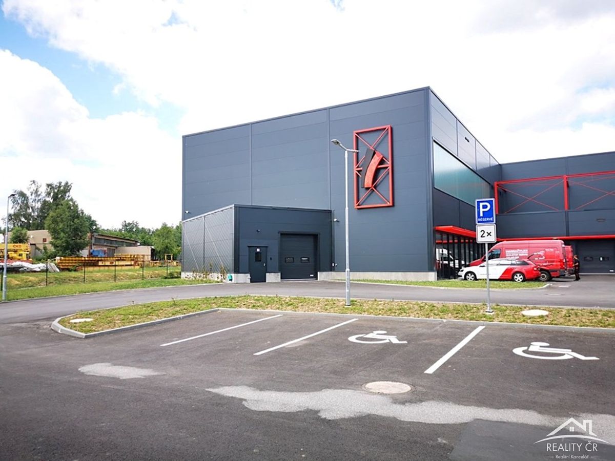 Pronájem skladového prostoru 1094 m² – fotografie 2