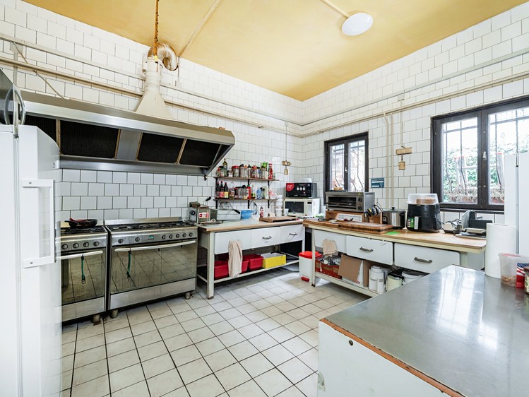 Prodej komerčního prostoru, 287 m² (6 z 12)
