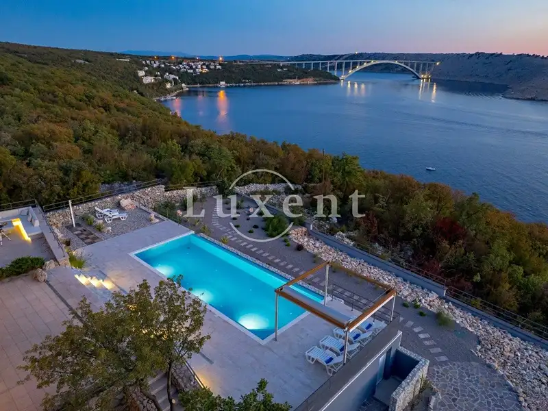 Prodej vily 463 m², pozemek 1865 m², Krk – náhled fotky 2