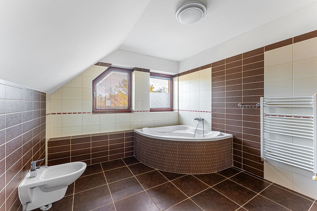 Property photo 28