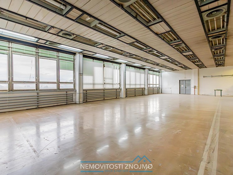 Pronájem komerčního prostoru, 450 m² (7 z 16)