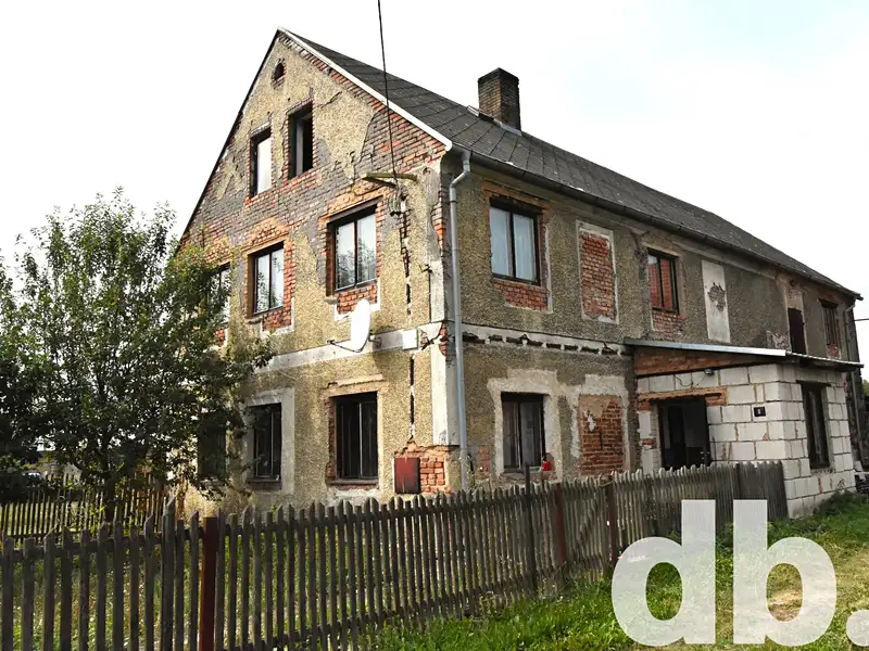 Prodej rodinného domu 220 m², pozemek 1012 m², Verušičky – náhled fotky 1