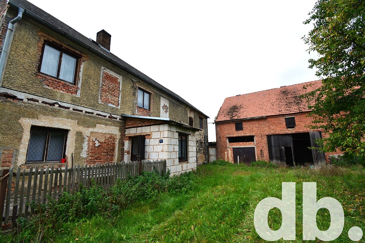 Prodej rodinného domu 220 m², pozemek 1012 m² – fotografie 5