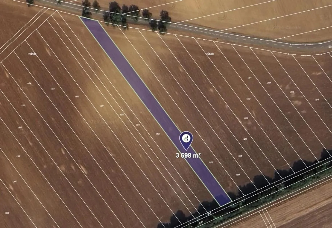 Prodej podílu 1/12 pole 308 m²
