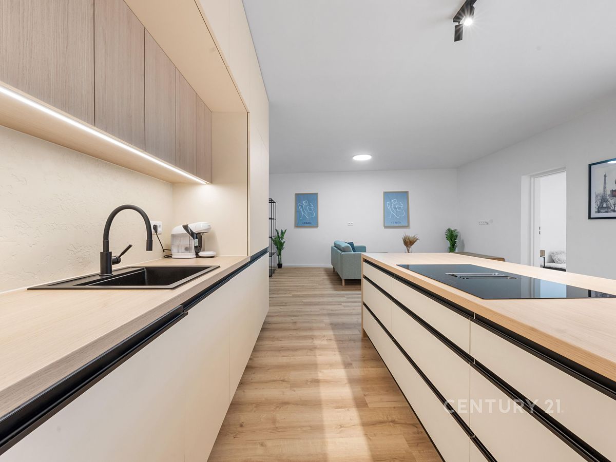 Prodej rodinného domu 135 m², pozemek 212 m² – fotografie 3