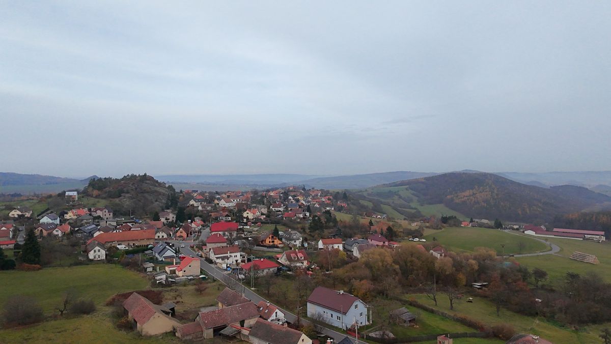 Prodej rodinného domu 150 m², pozemek 950 m² – fotografie 5