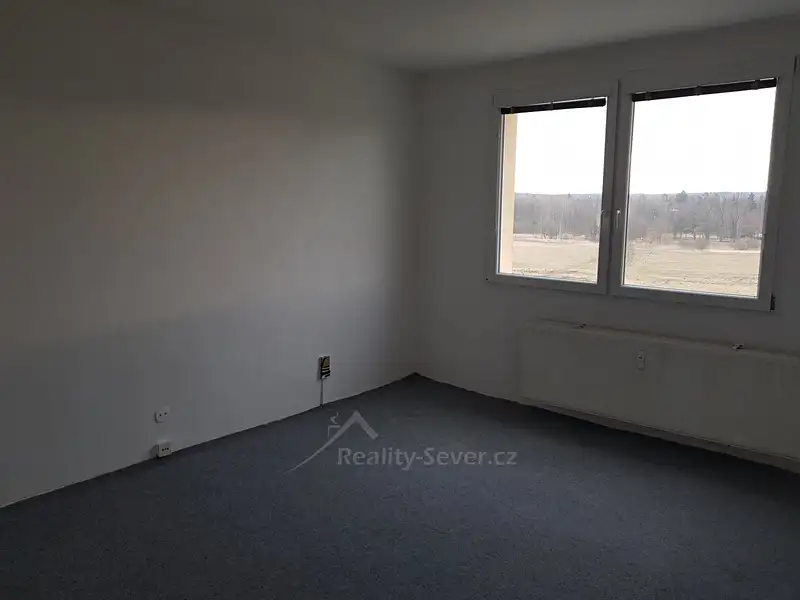 Pronájem bytu 1+1 35 m², Stráž pod Ralskem – náhled fotky 2