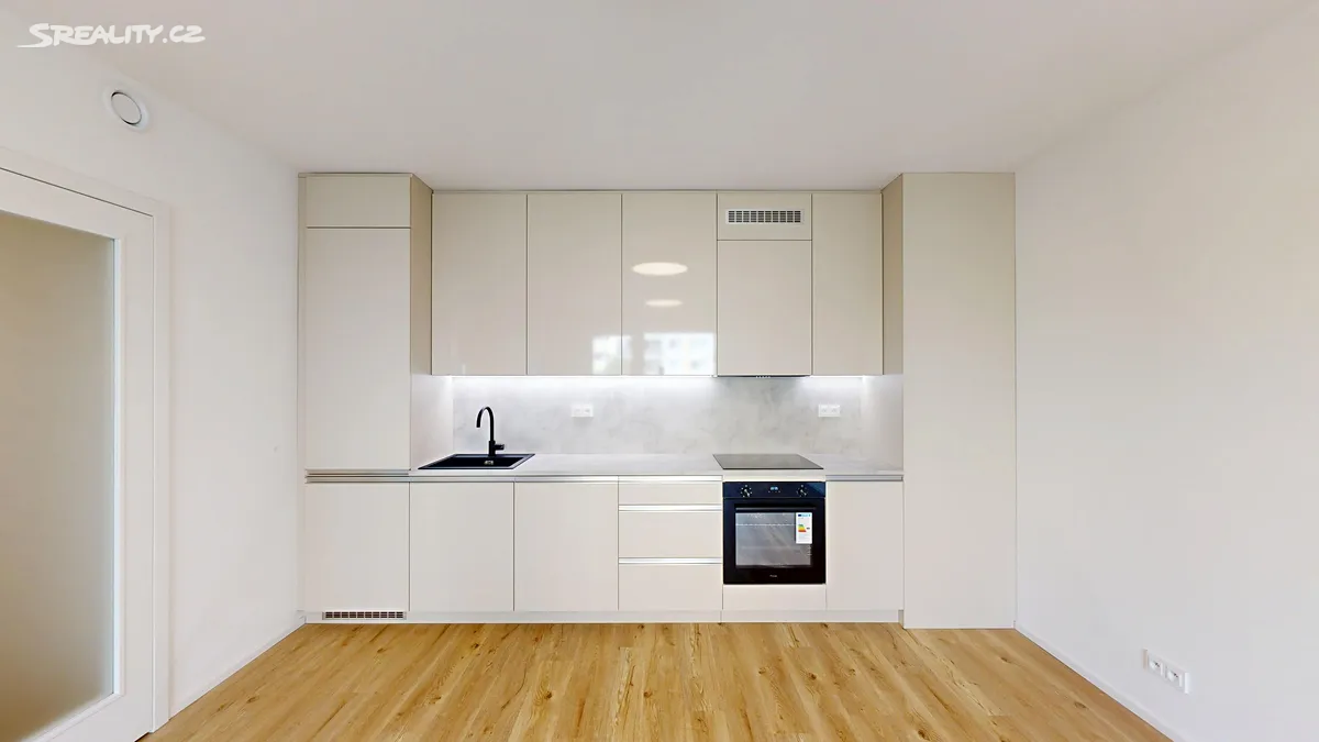Pronájem bytu 2+kk 54 m², Praha