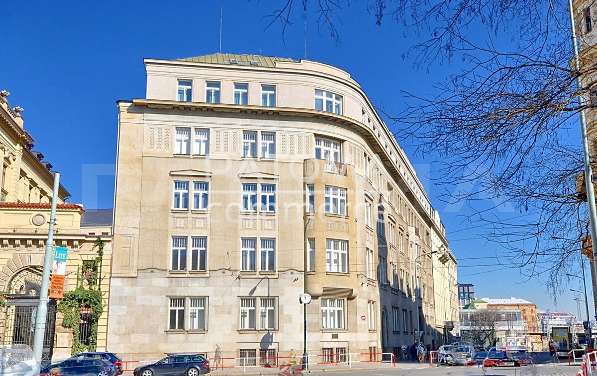 Pronájem kanceláře 131 m²