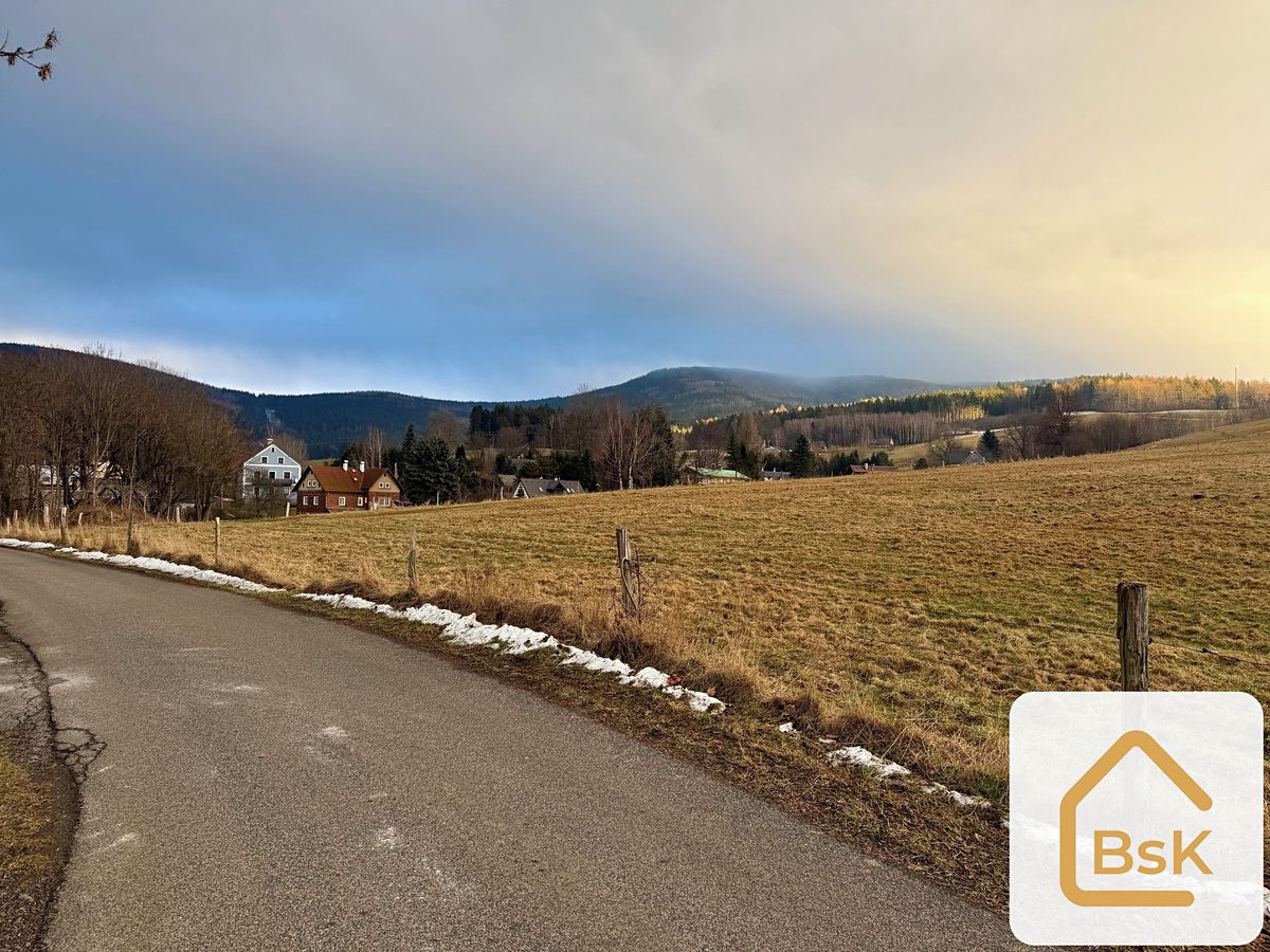 Prodej stavebního pozemku 1580 m²