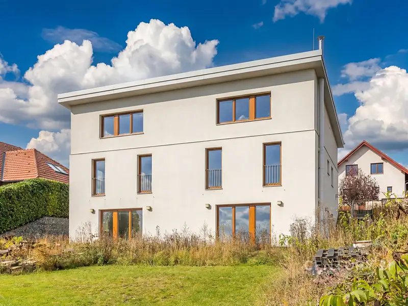 Prodej vícegeneračního domu 393 m², pozemek 881 m², Benátky nad Jizerou – náhled fotky 1