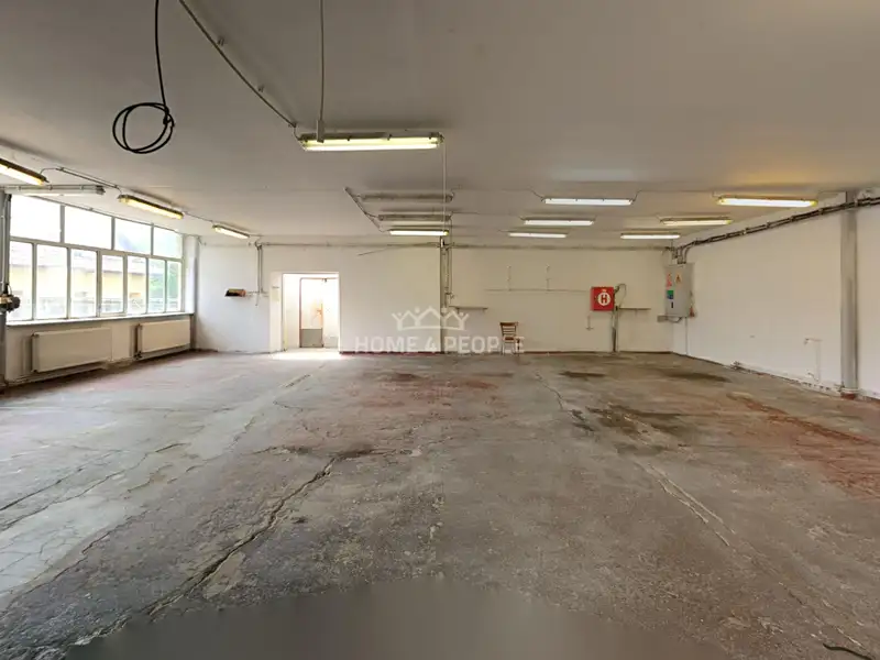 Pronájem výrobní haly, prostoru 985 m², Židlochovice – náhled fotky 2