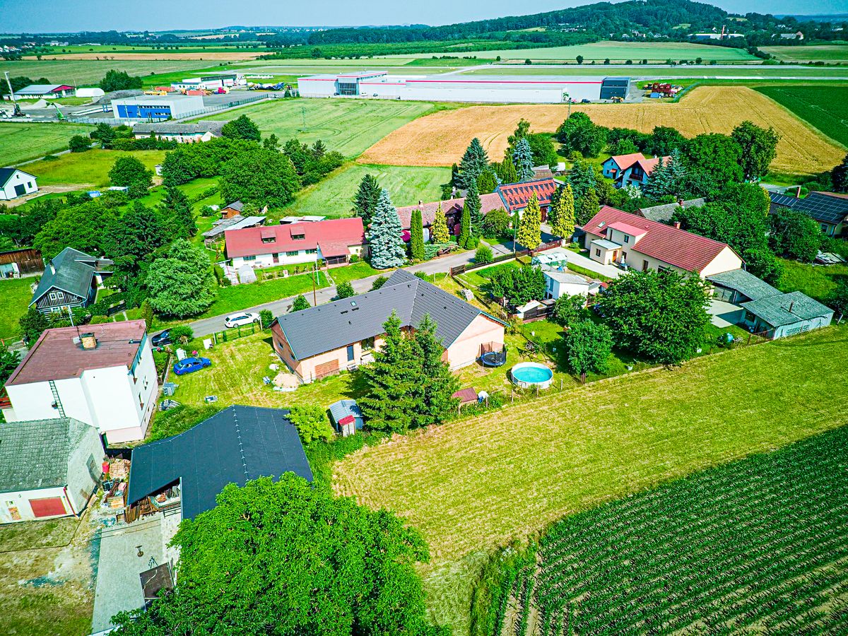 Prodej rodinného domu 215 m², pozemek 1250 m²