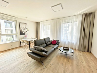 Pronájem bytu 3+kk 80 m²