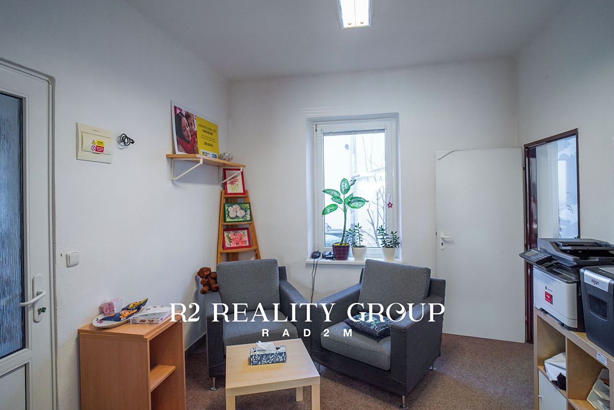 Pronájem kanceláře 22 m² – fotografie 3