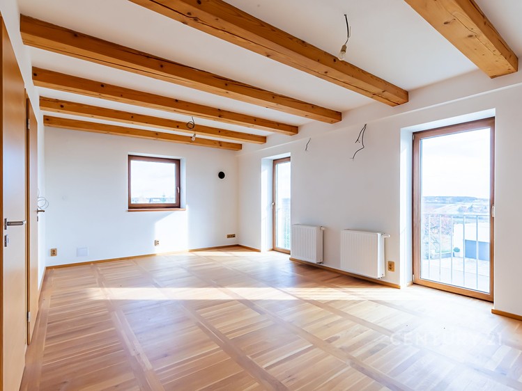 Haus zum Kauf, 393 m² (2 von 20)