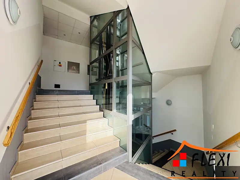 Pronájem kanceláře 83 m², Ostrava – náhled fotky 3