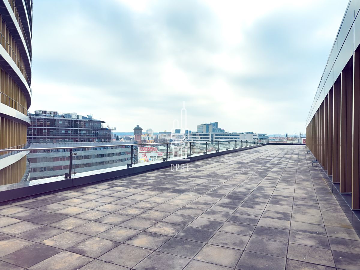 Pronájem kanceláře 929 m² – fotografie 2